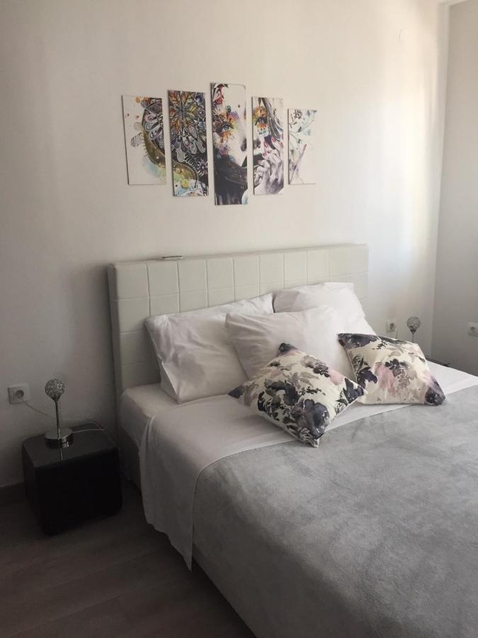 Apartment Yelena Rose West Zadar Bagian luar foto