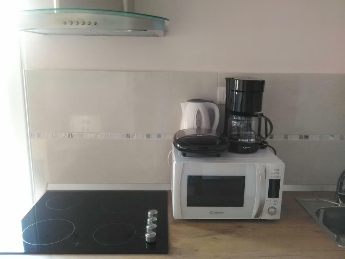 Apartment Yelena Rose West Zadar Bagian luar foto